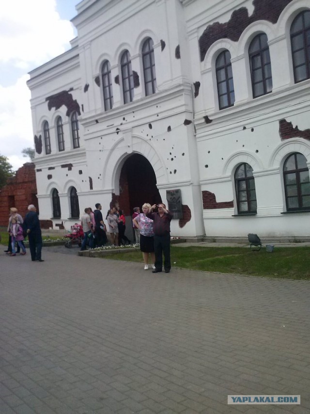 Я крепость...держим оборону...