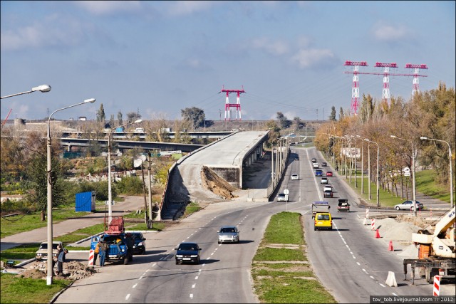 Новый мостовой переход в Запорожье