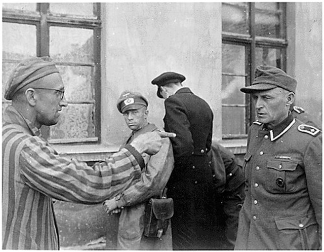 Черно-белые сороковые... Война и весь Мир