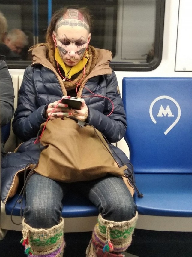 Модники из российского метрополитена