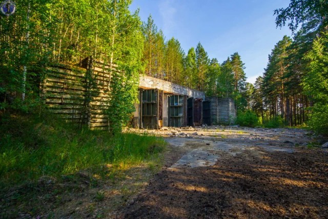 Заброшенная позиция ядерных ракет Р-9А "Долина" 390-го ракетного полка. Масштабы поражают!