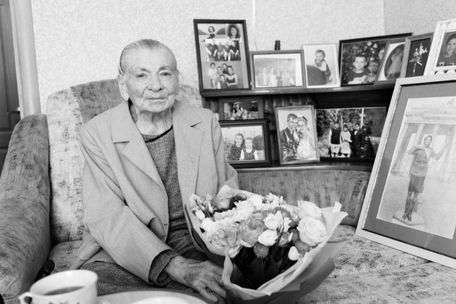 На 101-м году скончалась ветеран Мария Лиманская — легендарная регулировщица Победы