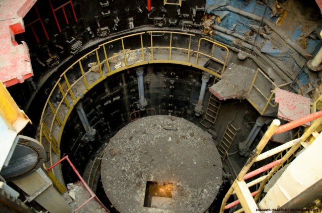 Где cпряталась "красная кнопка"