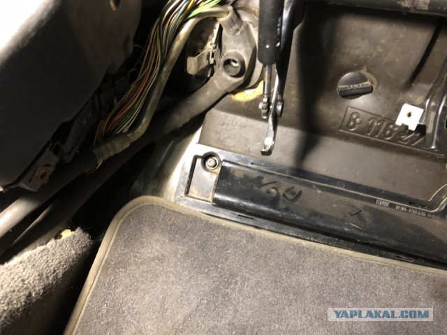Снова рукожопство и BMW.
