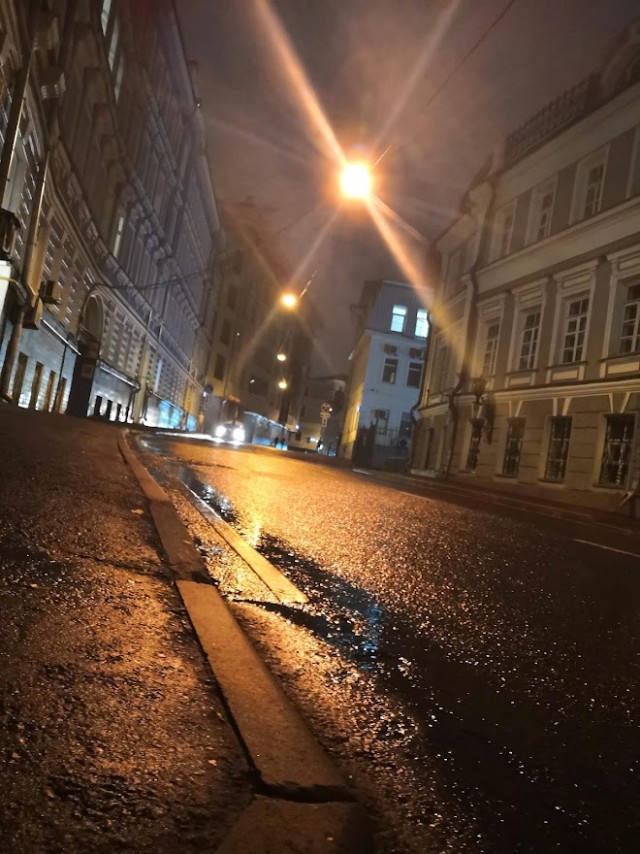 Начал фоткать на "тромбон"