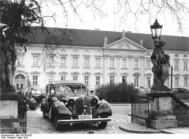 1930 Mercedes-Benz 770K. Автопятница №63.