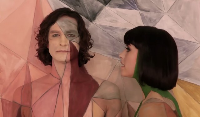 Somebody That I Used To Know