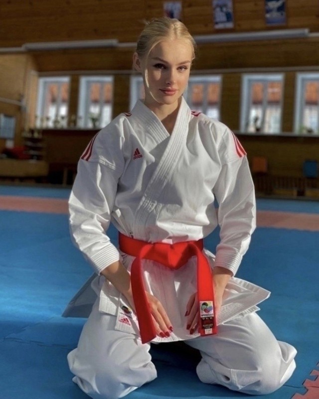 Спортивные девушки 04.03.2026.