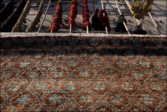 Ковры мятежного Афгана (15 фото)
