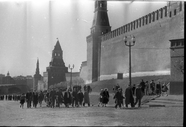 Военный парад весна 1951 года.