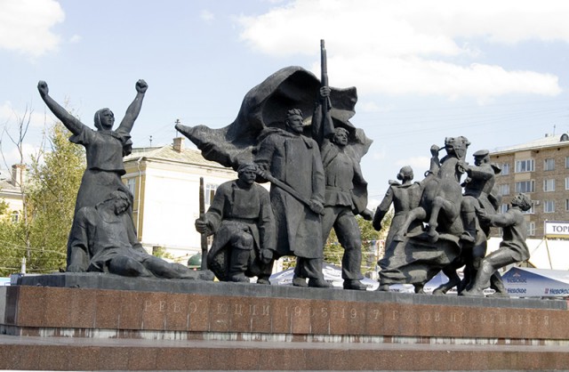 Какие прозвища дают памятникам в России