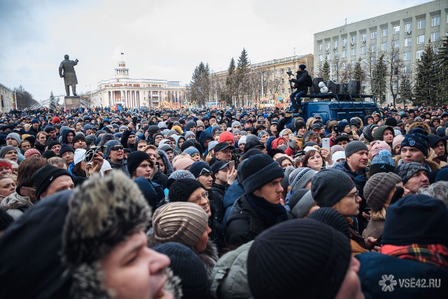 Тулеев рассказал о митингующих в Кемерове «бузотерах»