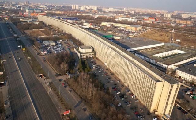 Москвичи, узнали сооружение?