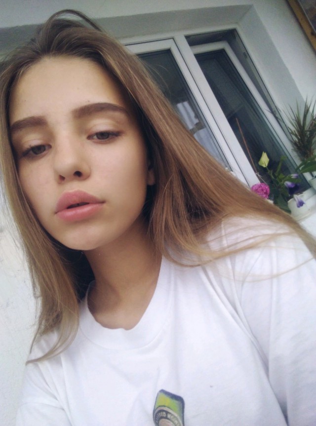 Мать села в тюрьму за попытку продать девственность 13-летней дочери