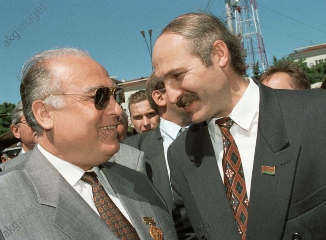 Период распада