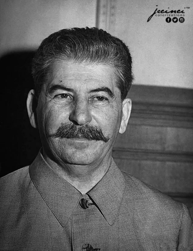 Уличные чёрно-белые фотографии. Весь мир