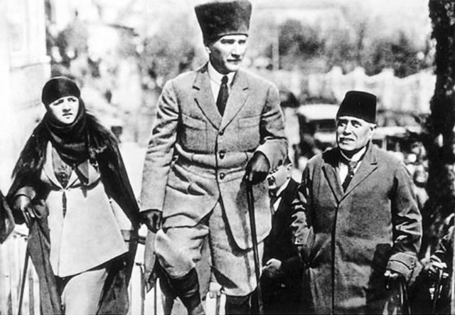 19 мая в Турции ежегодно отмечают День памяти Мустафы Кемаля Ататюрка