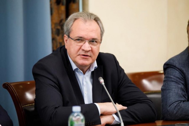 Глава СПЧ считает, что в России необходимо увеличивать армию - чтобы служили все молодые люди, вне зависимости от здоровья