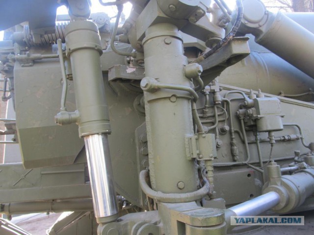 Танки, пушки на Ильинке