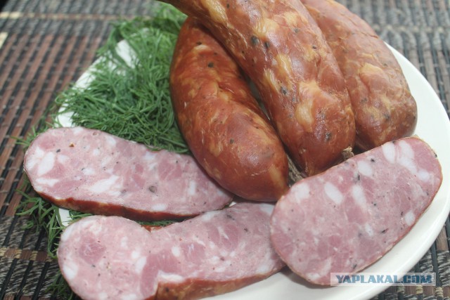 "Краковская" и "сервелат" в домашних условиях