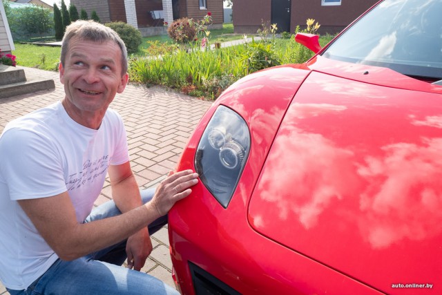«Не удалось накопить на Ferrari, потому построил ее сам». Красная «Изольда» из белорусской провинции