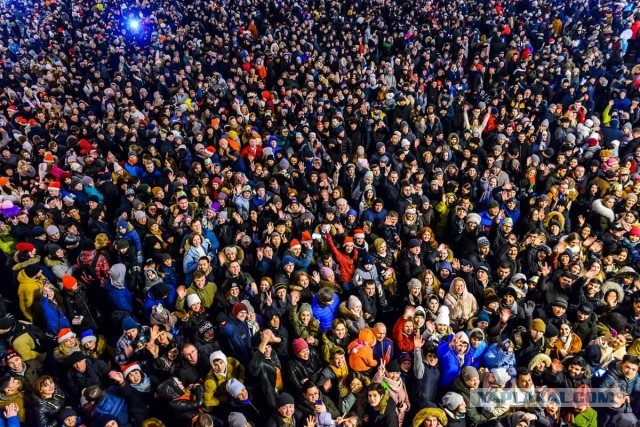 Центр Москвы в новогоднюю ночь стал эпицентром спецоперации МВД. Места массовых гуляний освобождали от мигрантов
