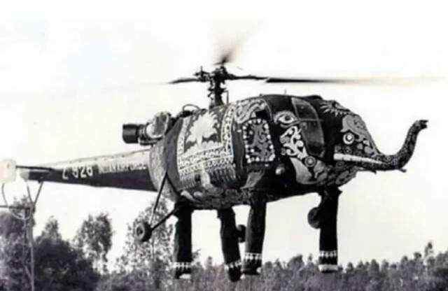 Индийские вертолетчики отлично разбираются в психических атаках!