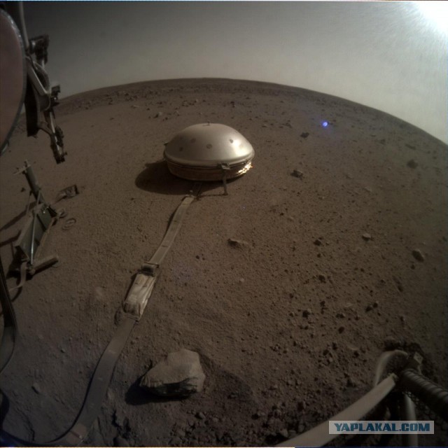 Марсианская панорама кратера Гейла от ровера Curiosity