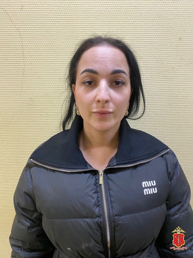 ️Полицейские  задержали лже-сотрудницу пенсионного фонда из Нижнего Новгорода, подозреваемую в краже у  пенсионерки