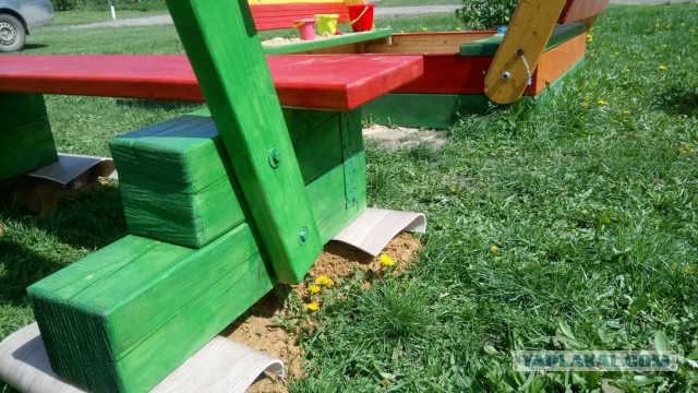Качели для ребятишек