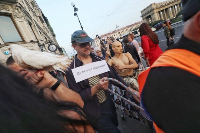 Сегодня днём на Невском