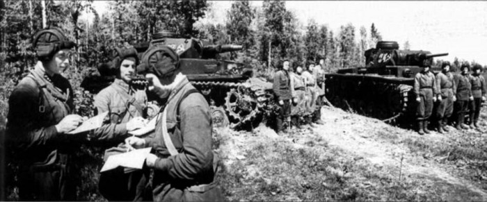 Ну кому нужна война? Никому конечно!