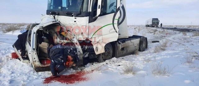 Жуткая авария в Казахстане
