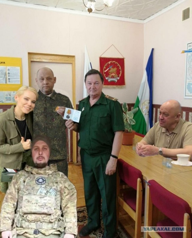Башкирские чиновники прифотошопили военного, чтобы «вручить» ему медаль за участие в СВО. Сам боец в это время лежал с тяжёлым ранением и позднее умер.