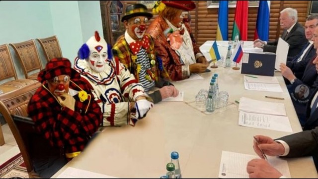 Взрыв в районе терминала с топливом в Усть-Луге