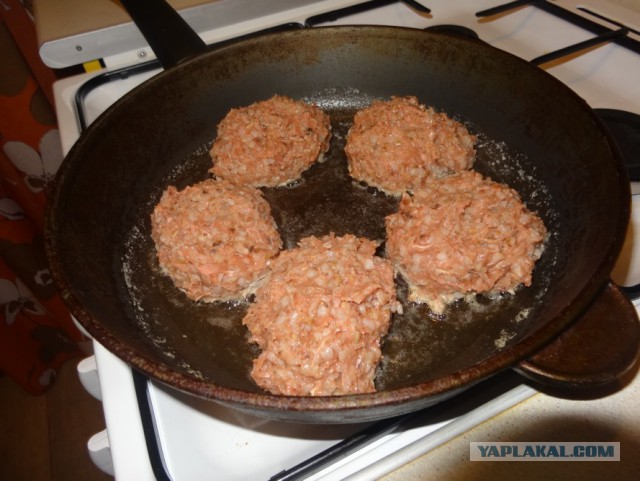 Котлетки мясо-гречневые