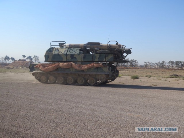 США вместе с Францией и Великобританией начали военную операцию против Сирии