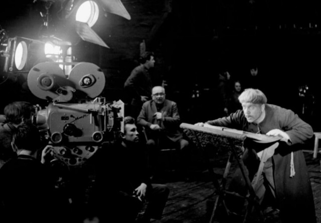 Леонид Куравлев: 25 редких фотоснимков актера со съемок советских кинофильмов!