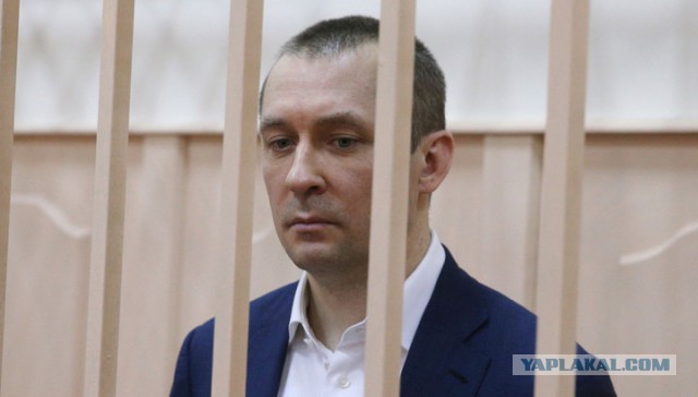 Полковник Захарченко в последнем слове вспомнил Цоя и потребовал перемен