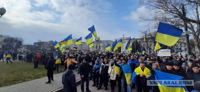 Как украинские граждане относятся к гуманитарной помощи