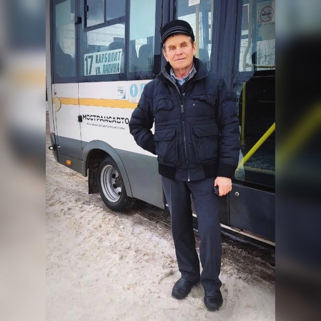 Подмосковный водитель автобуса изменил маршрут, чтобы отвезти пассажирку в больницу