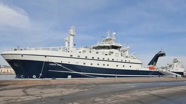 Введен в строй пятый российский супертраулер проекта СТ-192