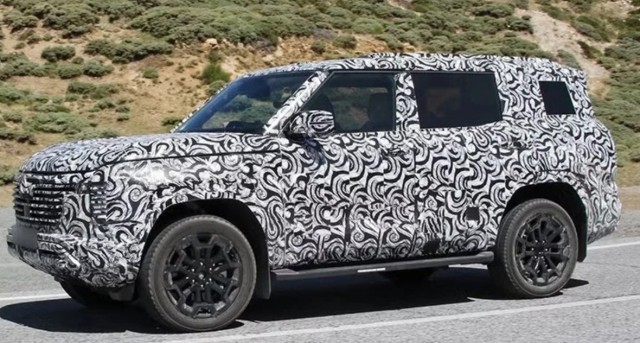 Mitsubishi Motors до 2031 года выпустит 13 новых моделей, а уже осенью 2026 выйдет новейший Pajero