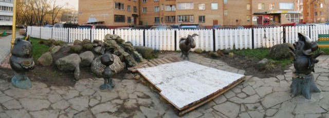 Памятники мультипликационным персонажам и героям