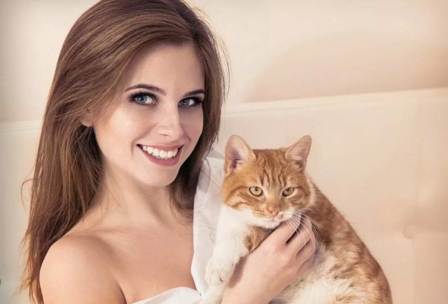 Девушки котовторника
