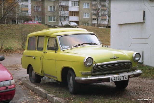 Тюнинговали как могли: винтажные «Москвичи», «Победы» и «Волги» в минских дворах 25 лет назад