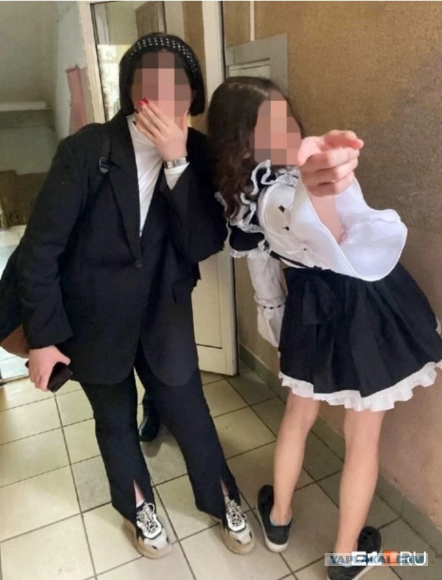 «Я был в ужасе, если честно». В Екатеринбурге семиклассник гимназии пришел на линейку в женском платье