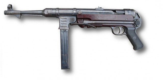 Фишки немецкого автомата МР-40, которых не было у других