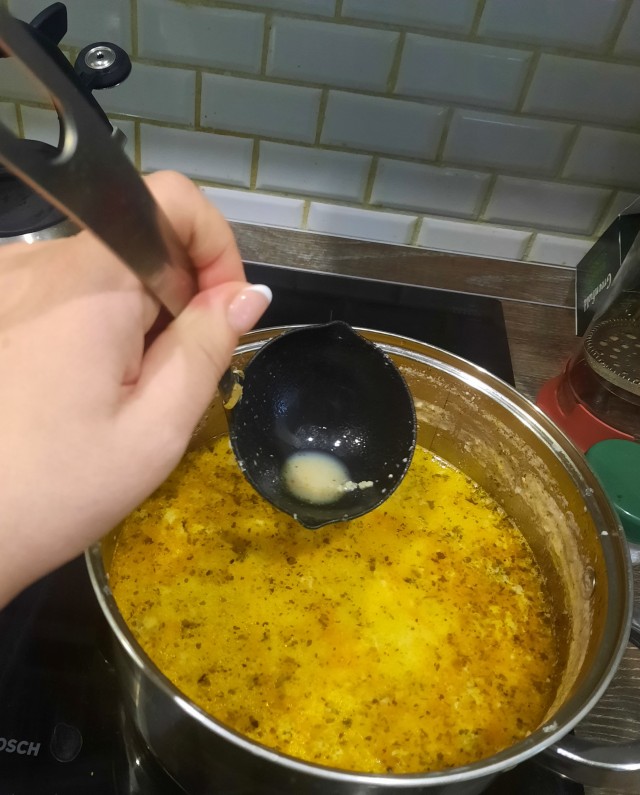Кто, где и чем занят?