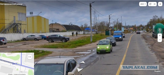 Утро. Дама решила развернуться